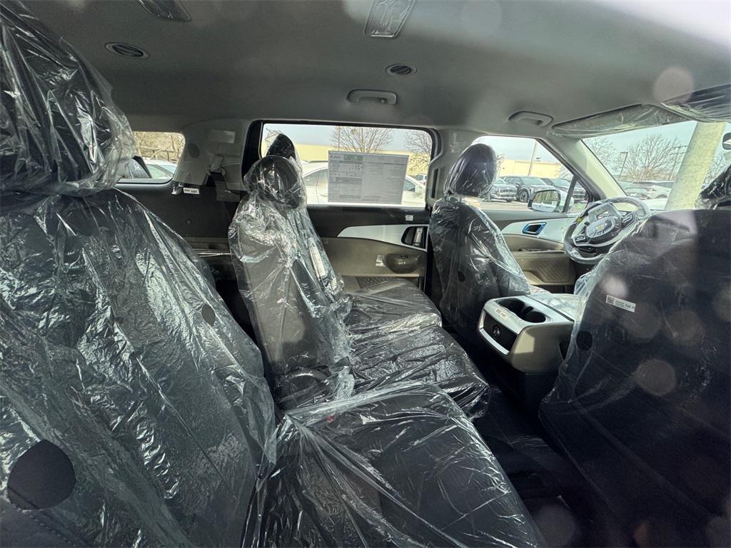 new 2026 Kia Carnival car, priced at $42,235