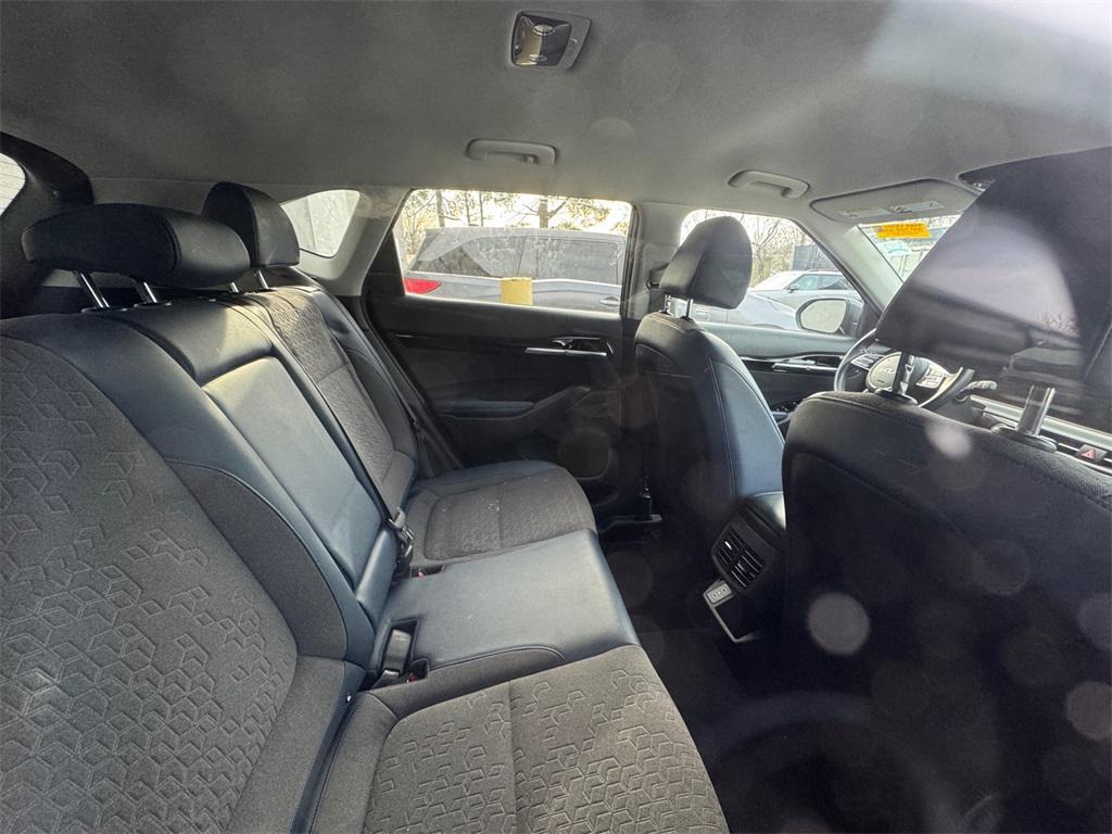 used 2024 Kia Seltos car, priced at $22,398