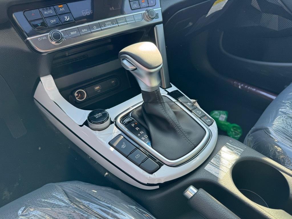 new 2026 Kia Seltos car, priced at $27,819