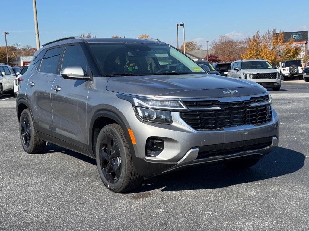 new 2026 Kia Seltos car, priced at $27,819