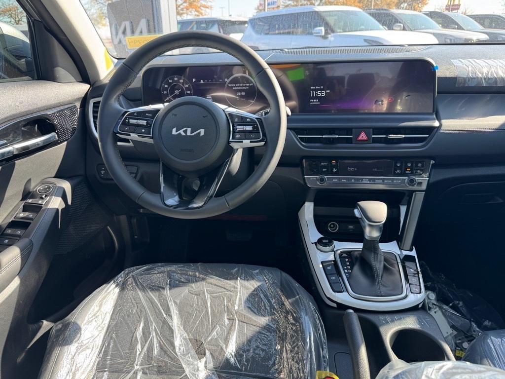 new 2026 Kia Seltos car, priced at $27,819