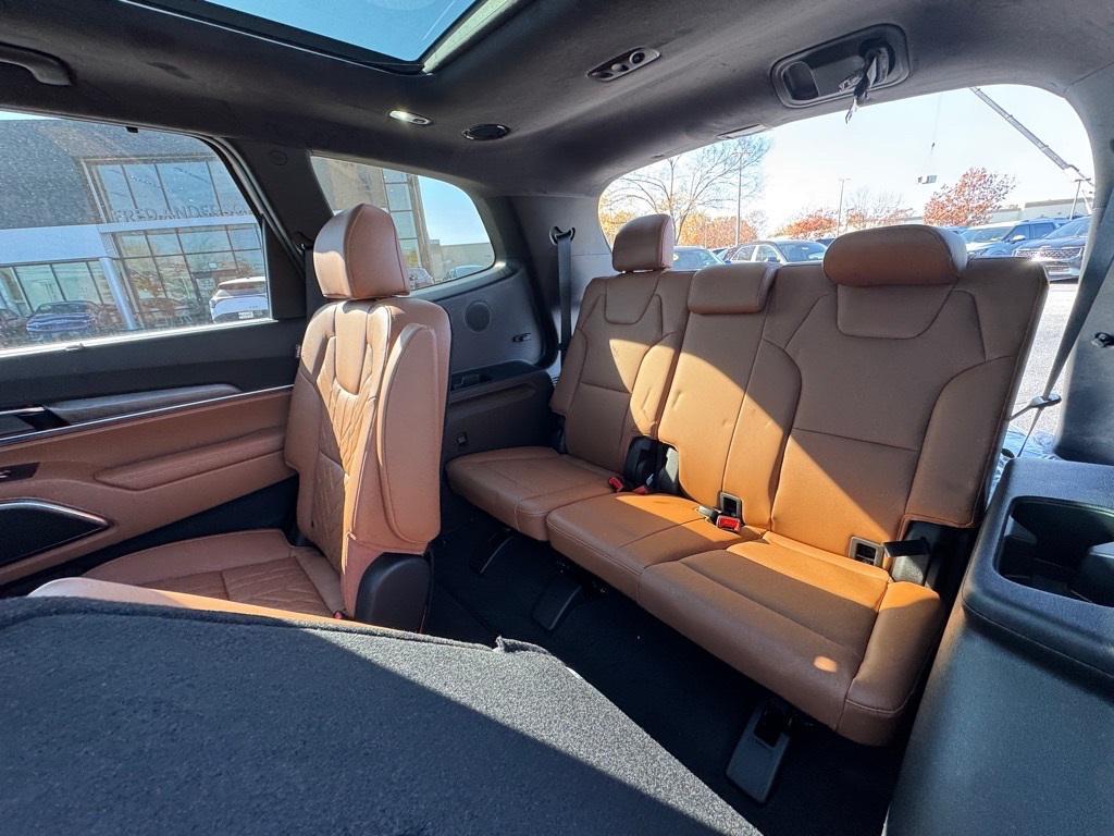 new 2025 Kia Telluride car, priced at $53,327