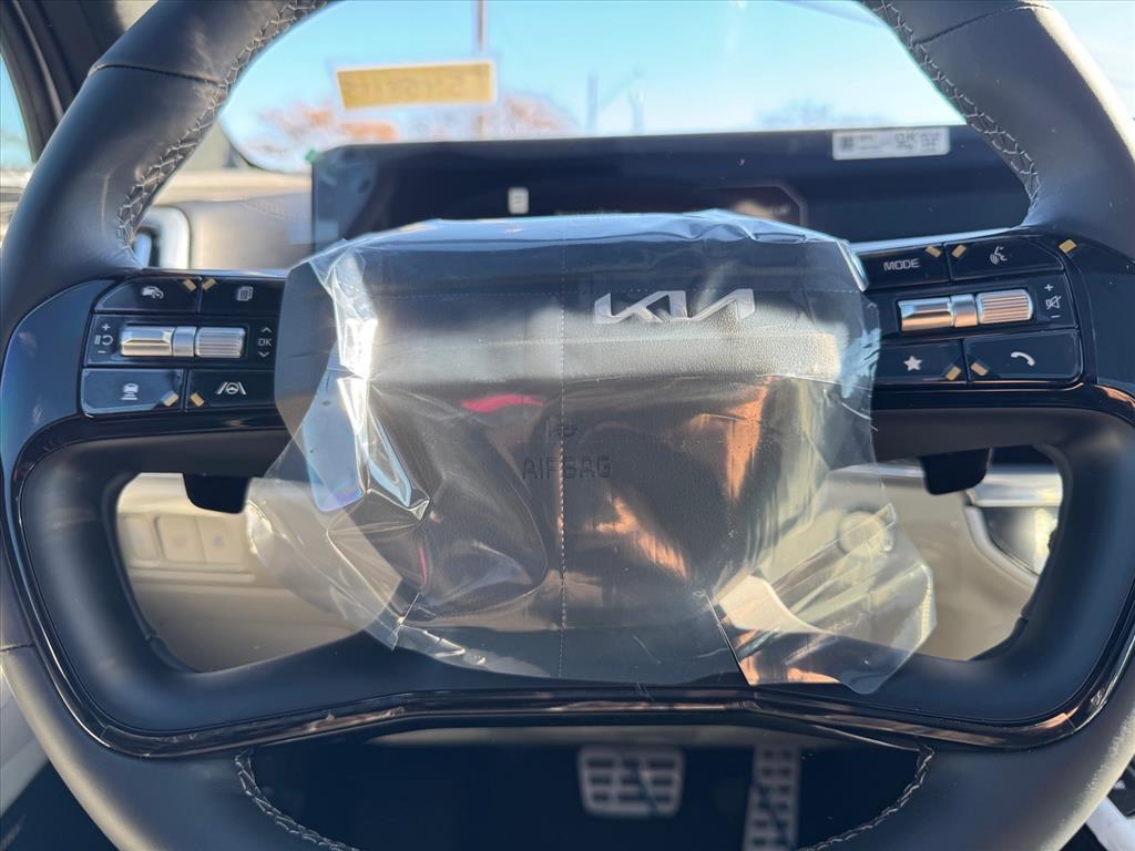 new 2026 Kia Sorento Hybrid car, priced at $47,093