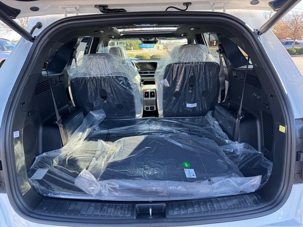 new 2026 Kia Sorento Hybrid car, priced at $47,093