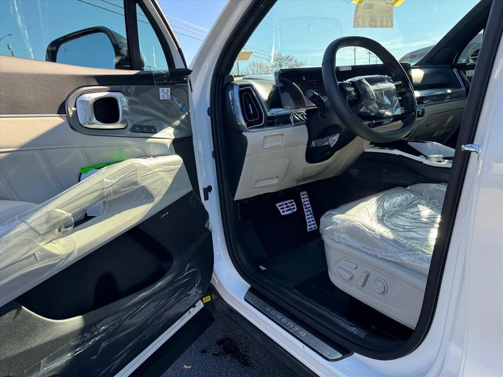 new 2026 Kia Sorento Hybrid car, priced at $47,093