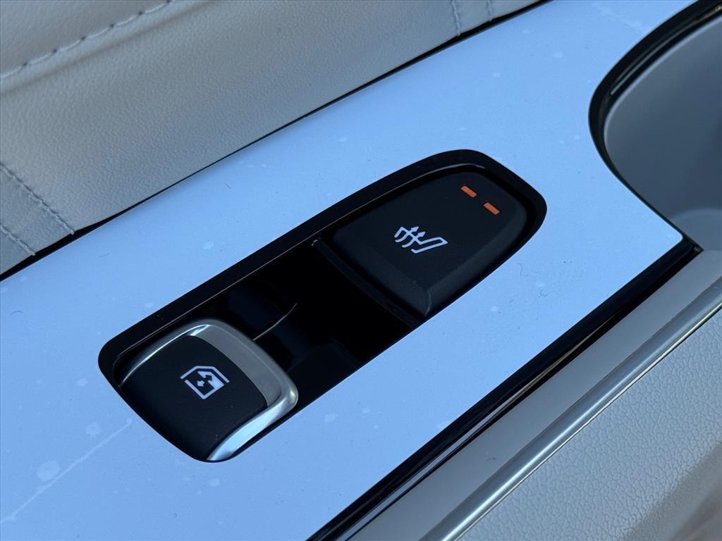 new 2026 Kia Sorento Hybrid car, priced at $47,093