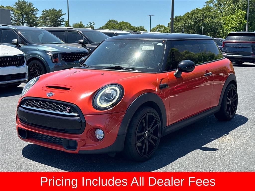 used 2019 MINI Hardtop car, priced at $15,731