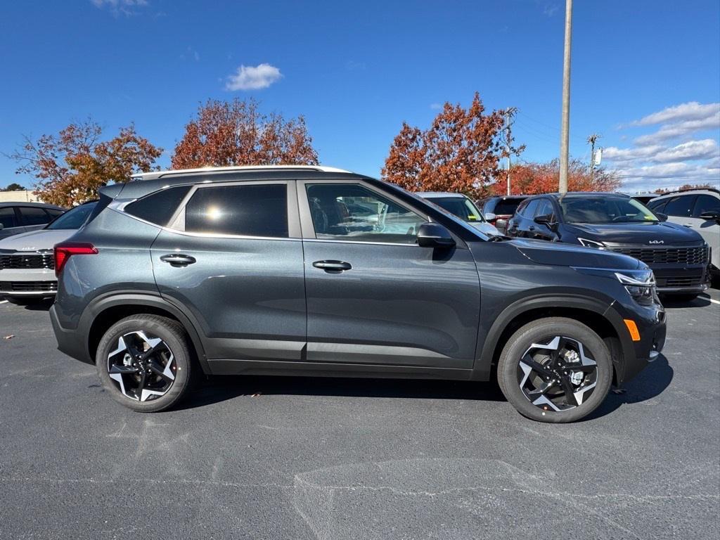 new 2026 Kia Seltos car, priced at $29,149