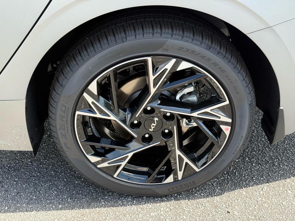 new 2026 Kia K5 car, priced at $29,533