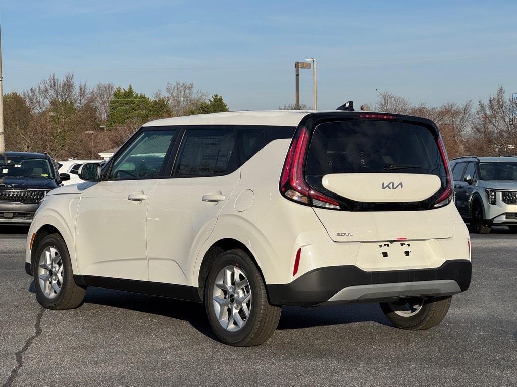 new 2025 Kia Soul car, priced at $21,891