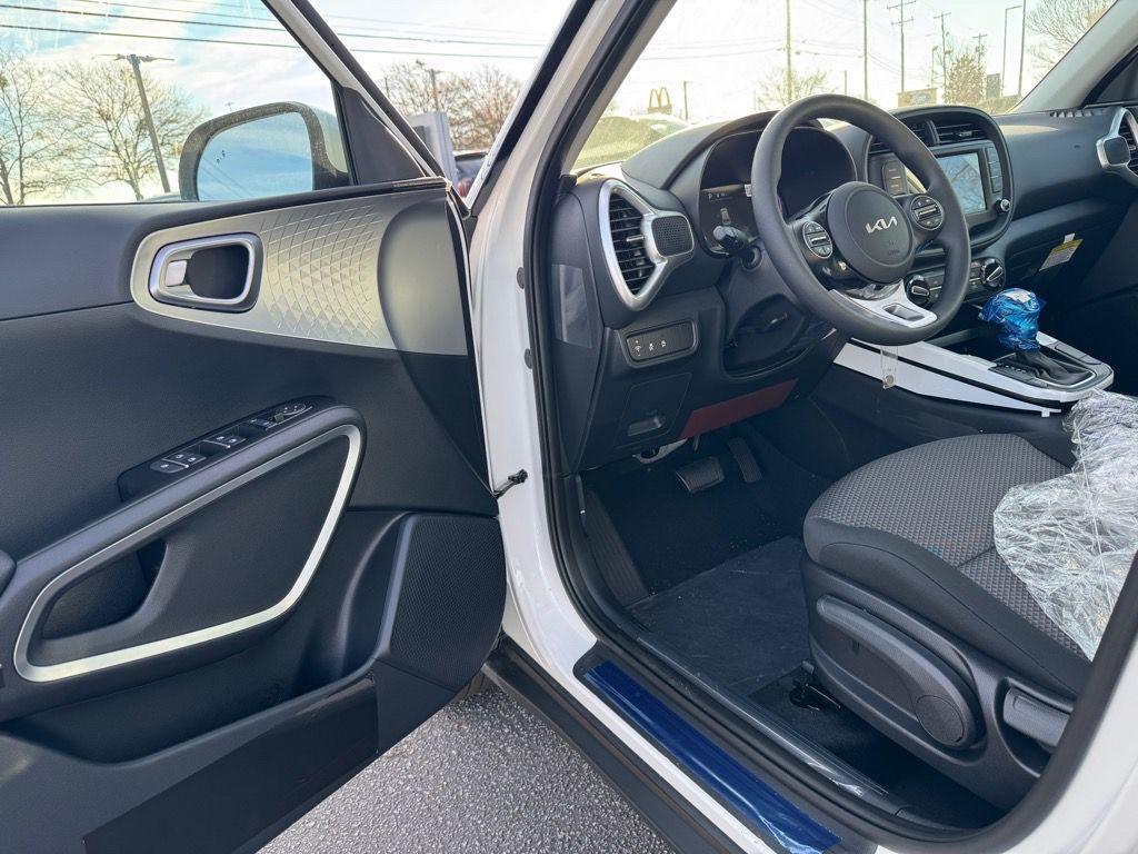 new 2025 Kia Soul car, priced at $21,650
