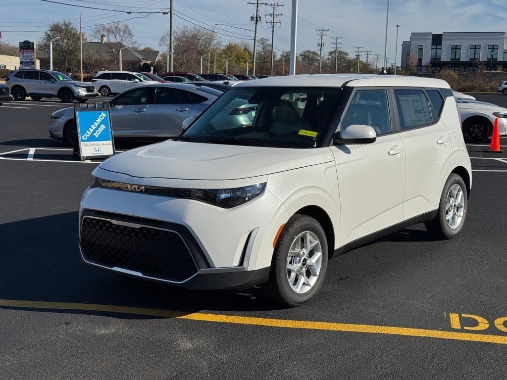 new 2025 Kia Soul car, priced at $21,891
