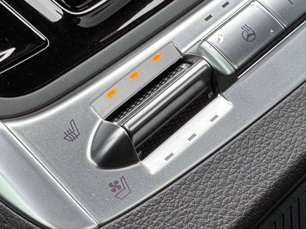 new 2026 Kia Carnival car, priced at $50,978