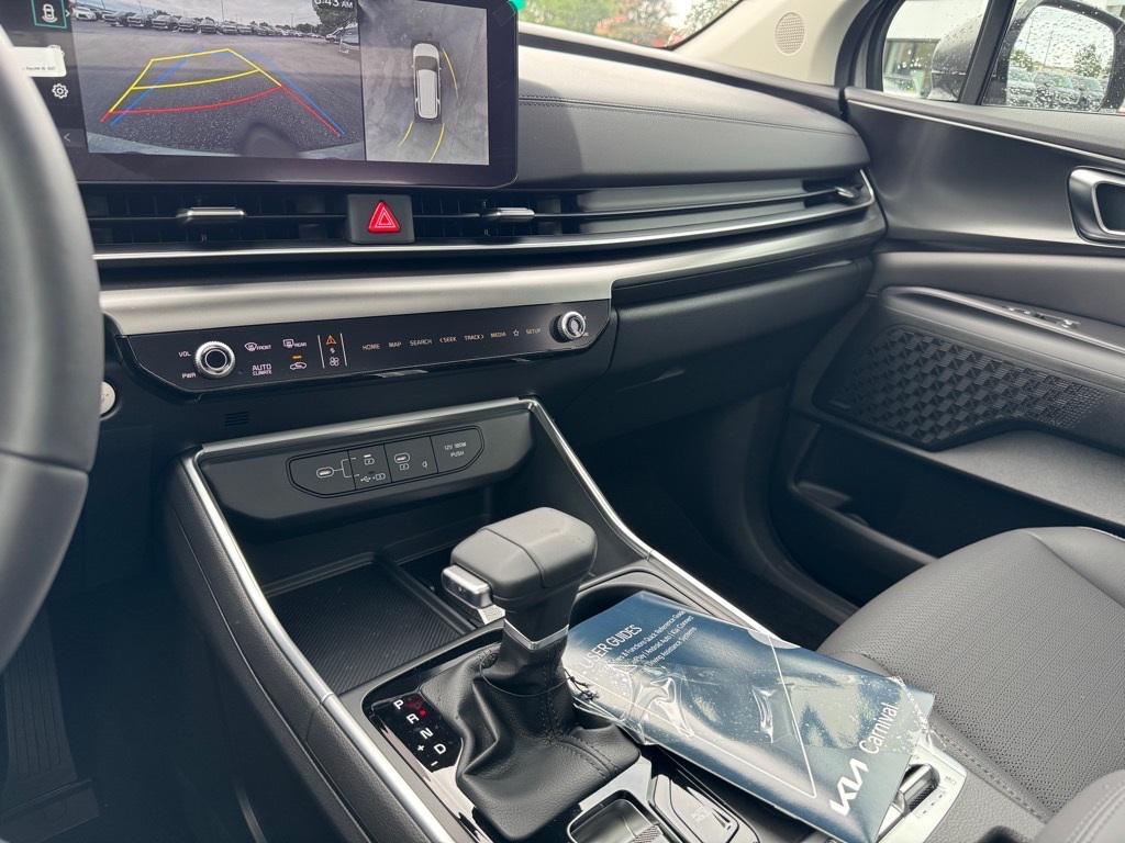 new 2026 Kia Carnival car, priced at $50,978