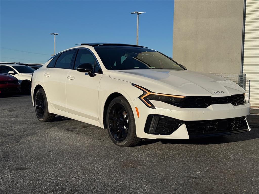 new 2026 Kia K5 car, priced at $33,075