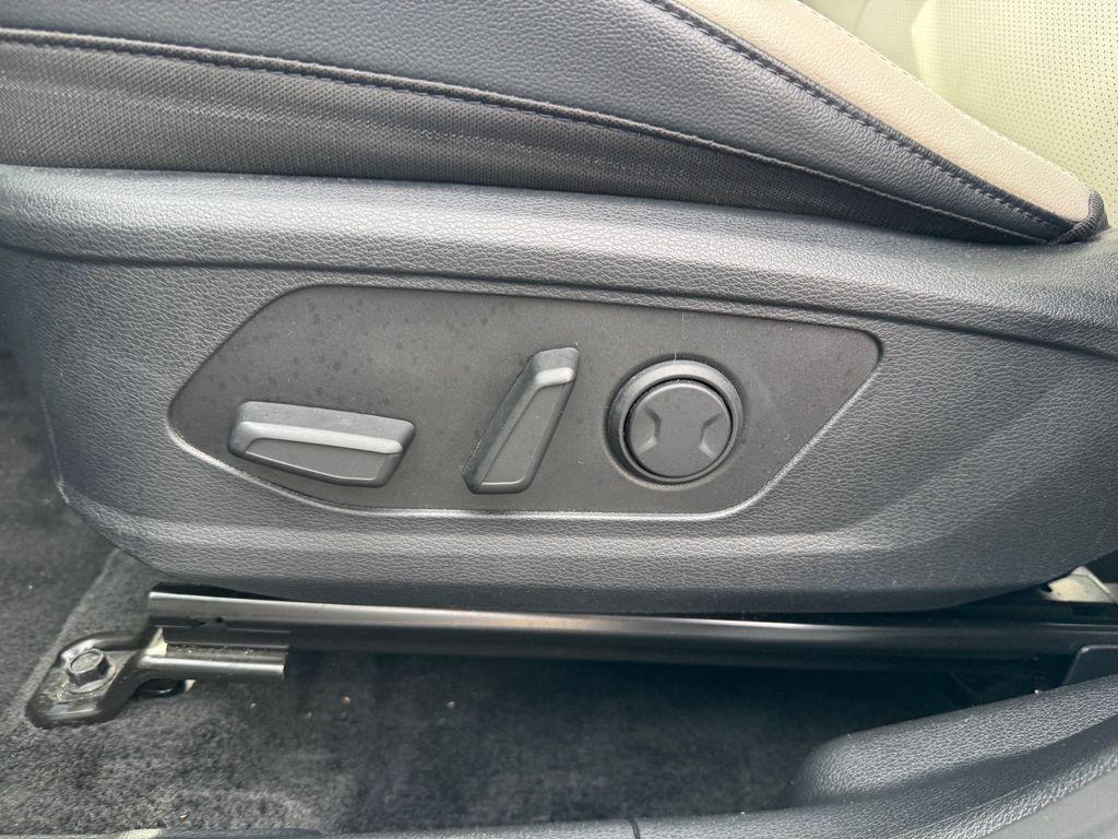 used 2024 Kia Sportage Hybrid car, priced at $25,046