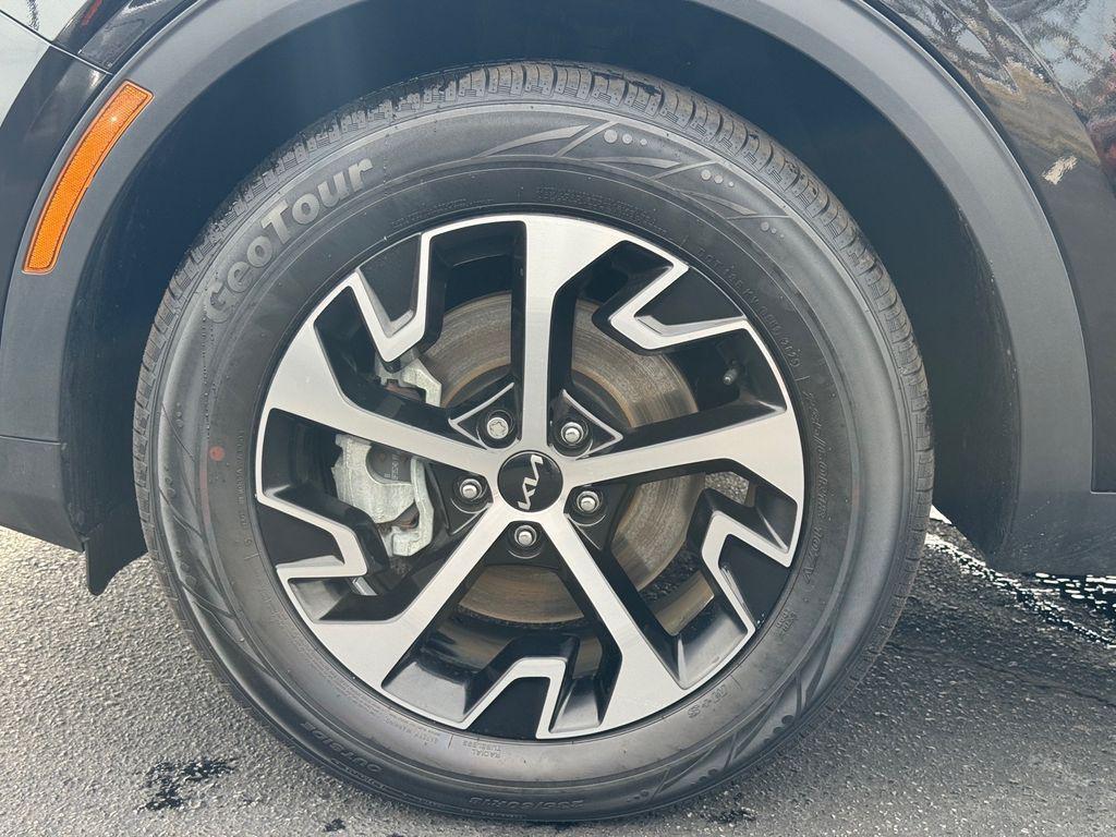 used 2024 Kia Sportage Hybrid car, priced at $25,046