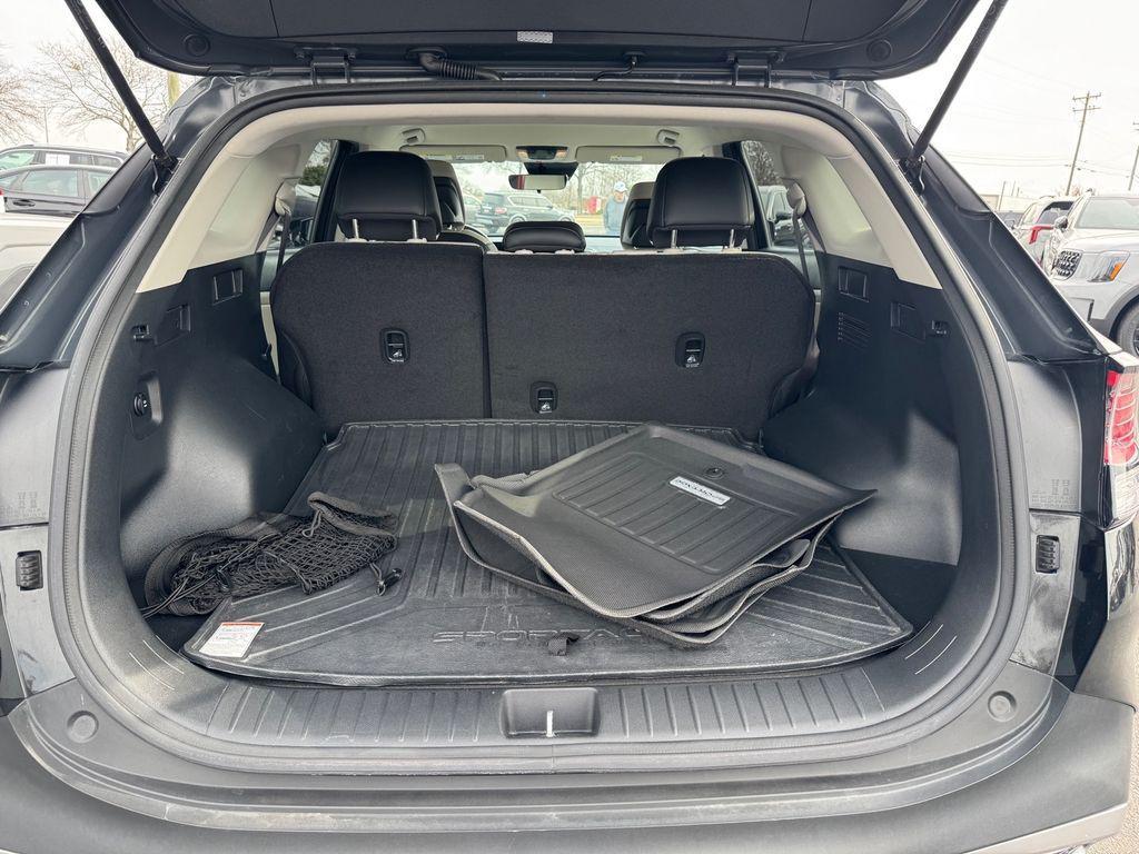 used 2024 Kia Sportage Hybrid car, priced at $25,046