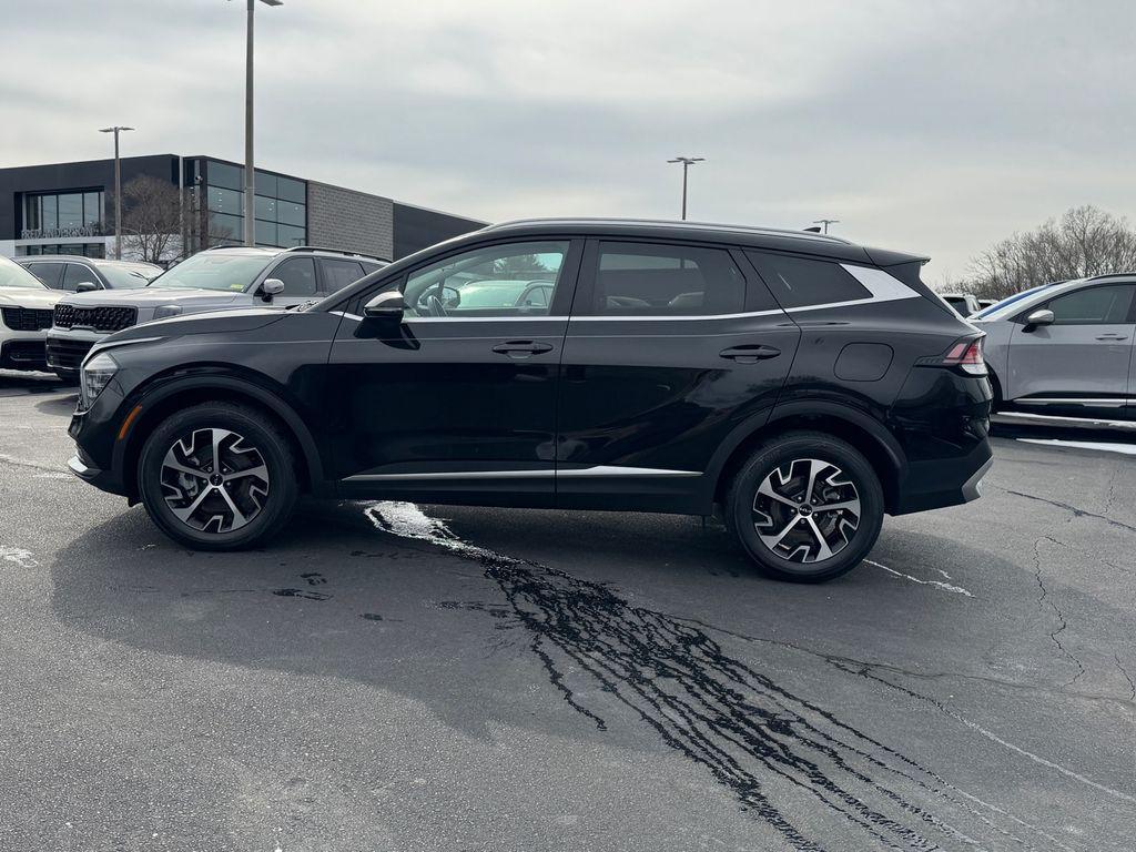 used 2024 Kia Sportage Hybrid car, priced at $25,046