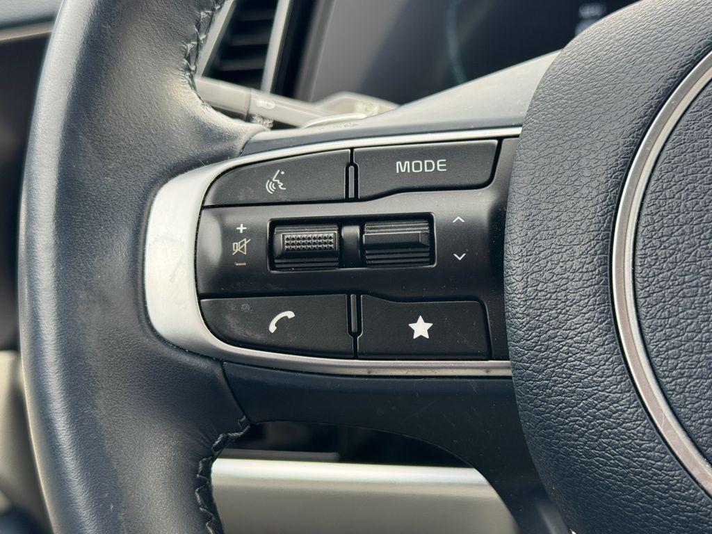 used 2024 Kia Sportage Hybrid car, priced at $25,046