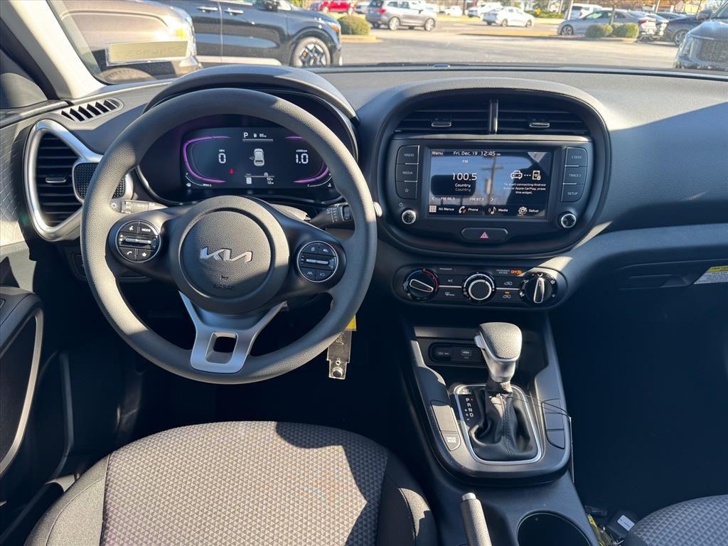 new 2025 Kia Soul car, priced at $21,680