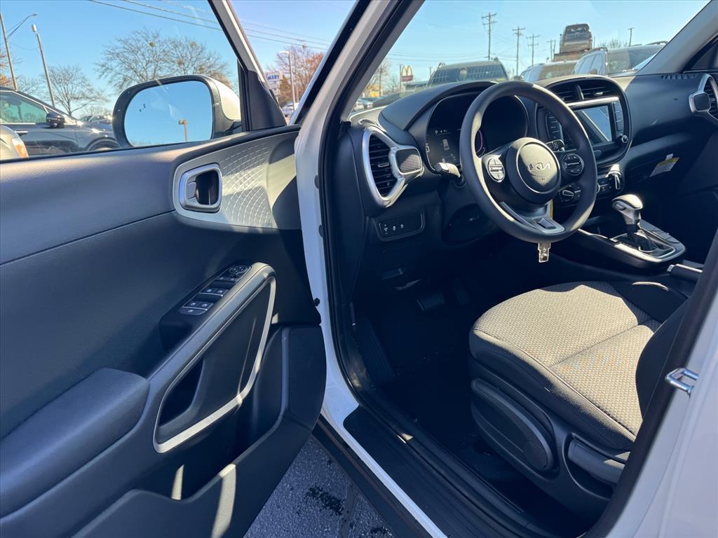 new 2025 Kia Soul car, priced at $21,891
