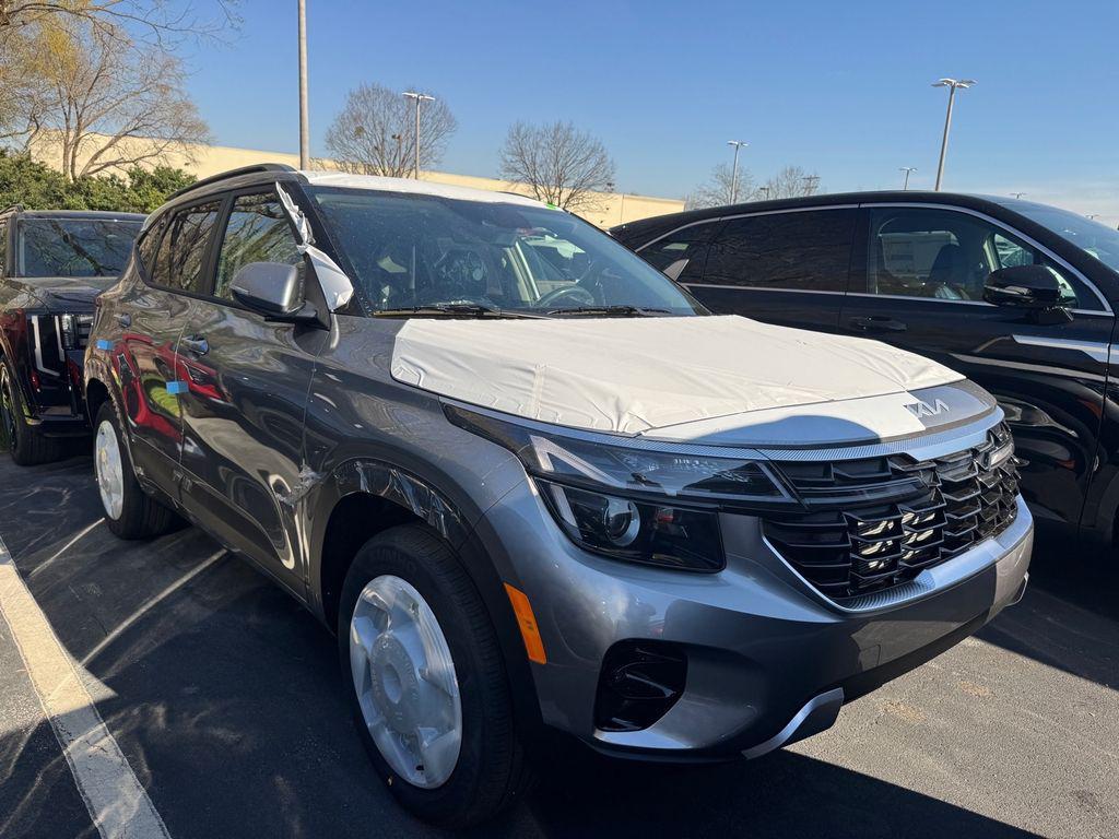 new 2026 Kia Seltos car, priced at $27,560