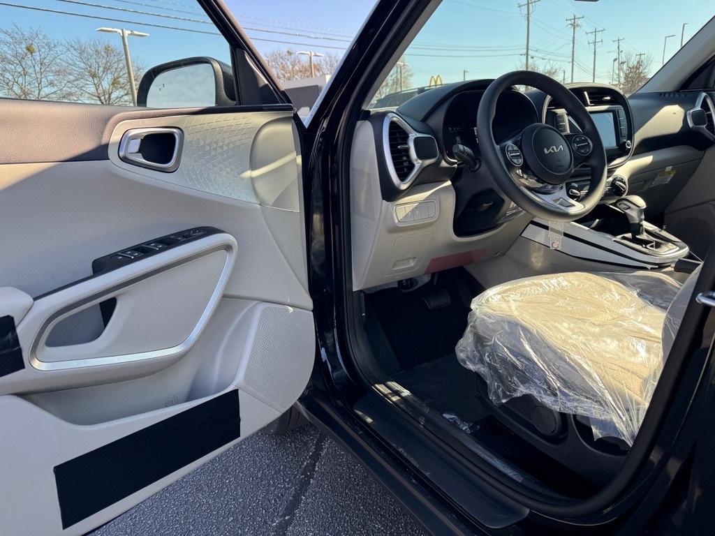 new 2025 Kia Soul car, priced at $21,891