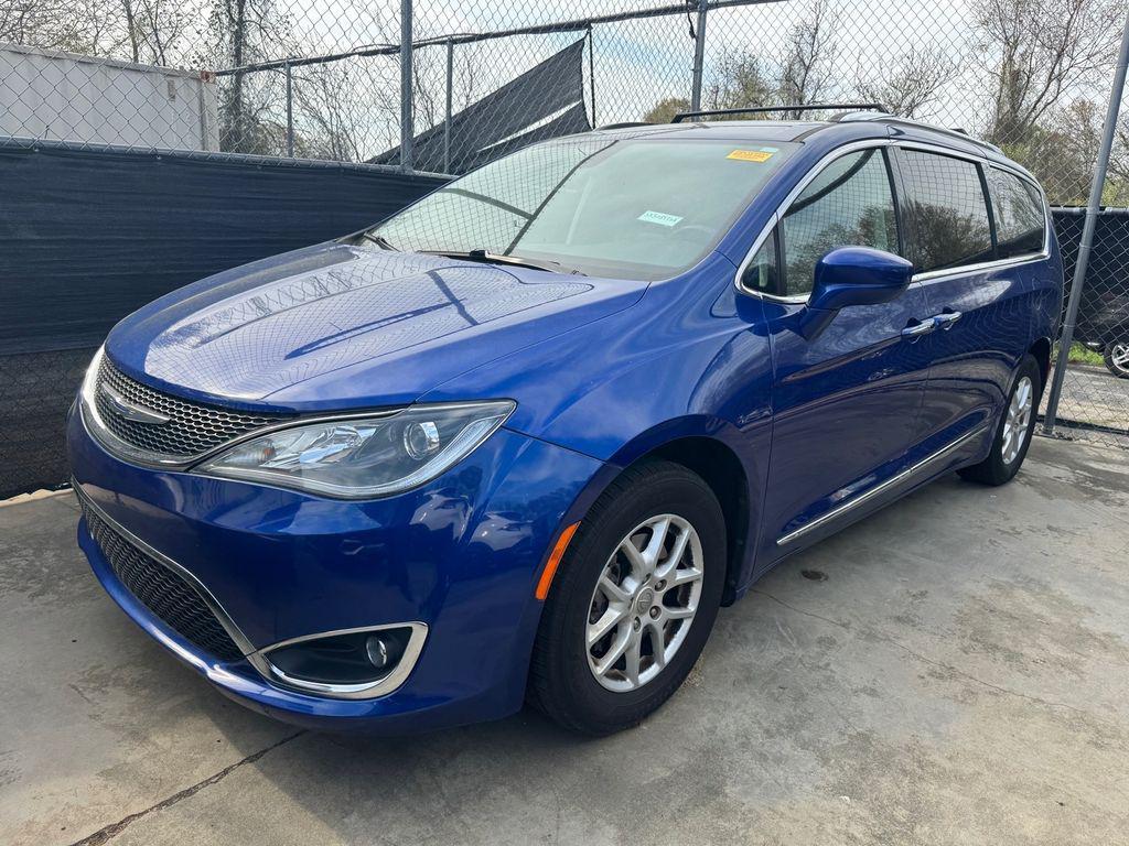 used 2020 Chrysler Pacifica car, priced at $20,081