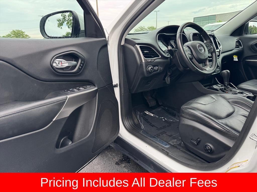 used 2019 Jeep Cherokee car, priced at $16,026