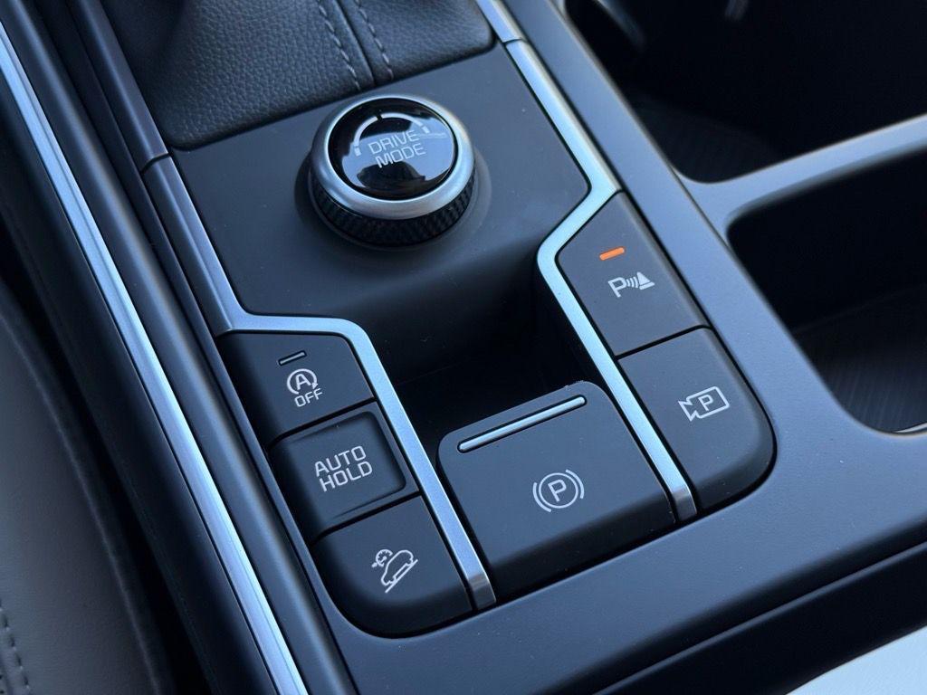 new 2026 Kia Sorento car, priced at $38,514