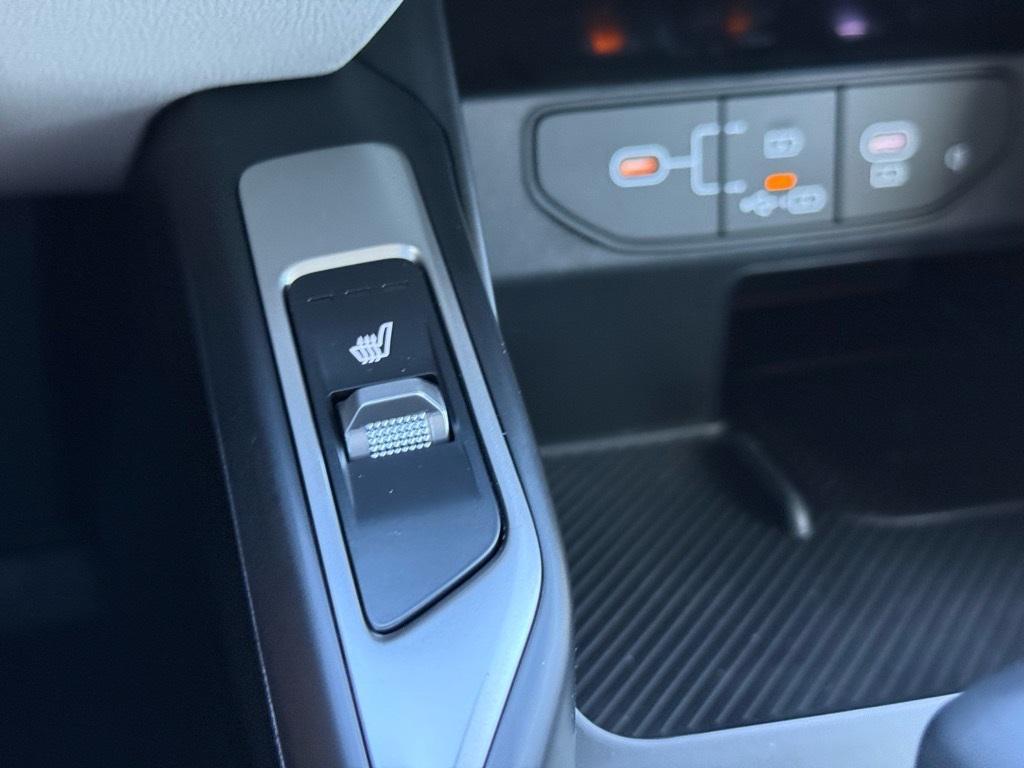 new 2026 Kia Sorento car, priced at $38,514