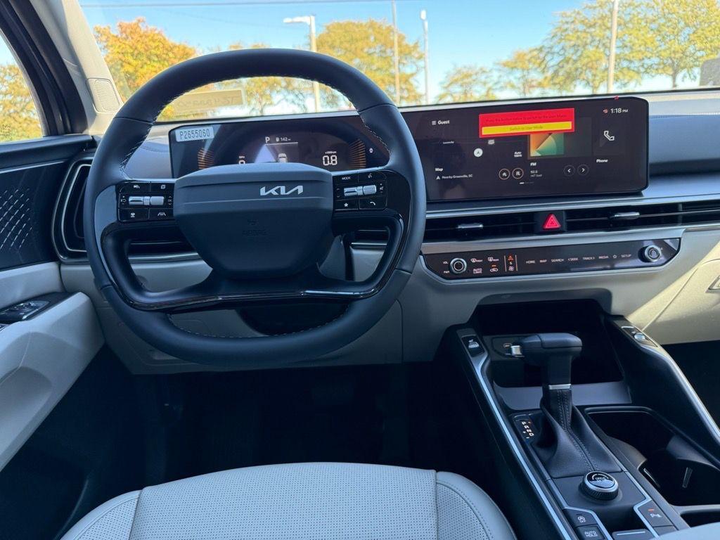new 2026 Kia Sorento car, priced at $38,514