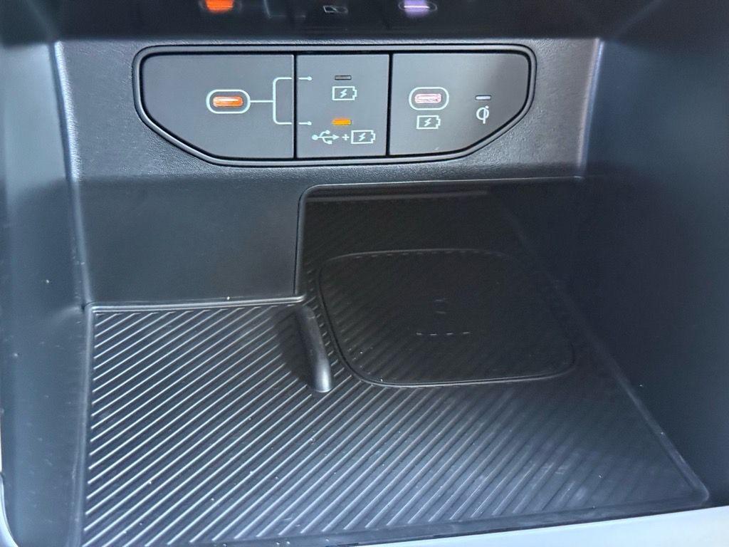 new 2026 Kia Sorento car, priced at $38,514