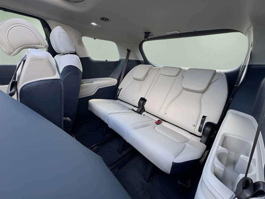 new 2026 Kia Carnival car, priced at $46,171