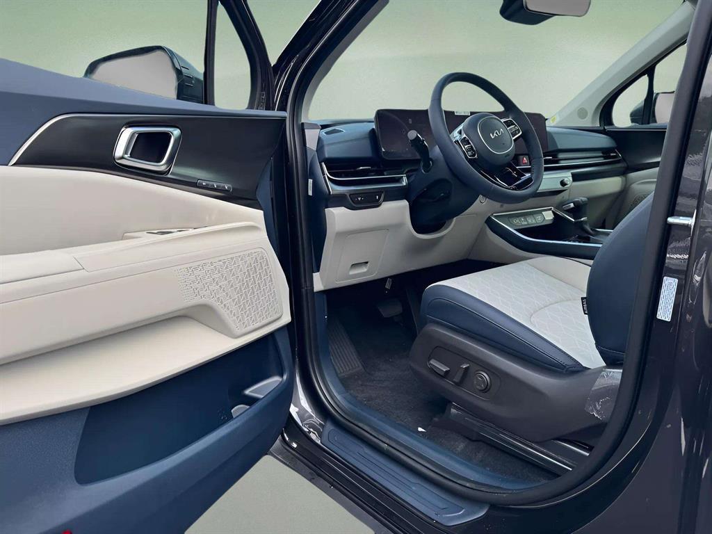 new 2026 Kia Carnival car, priced at $46,171