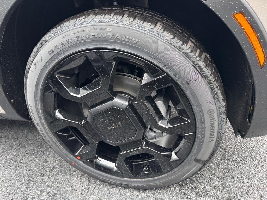 new 2026 Kia Sorento car, priced at $44,775