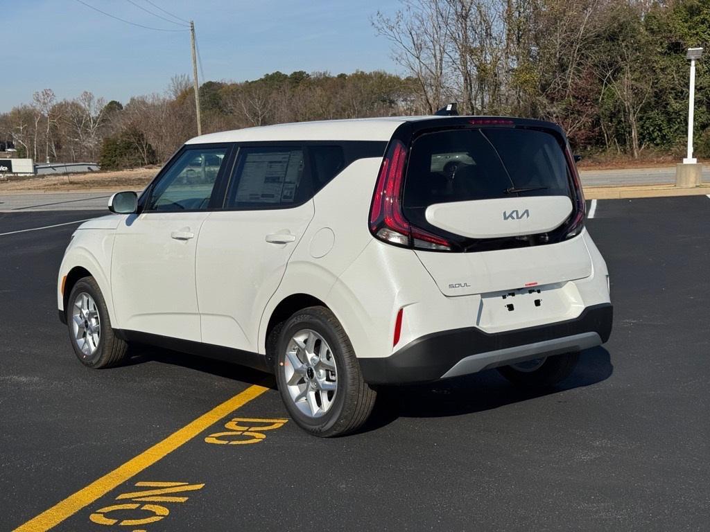 new 2025 Kia Soul car, priced at $21,891