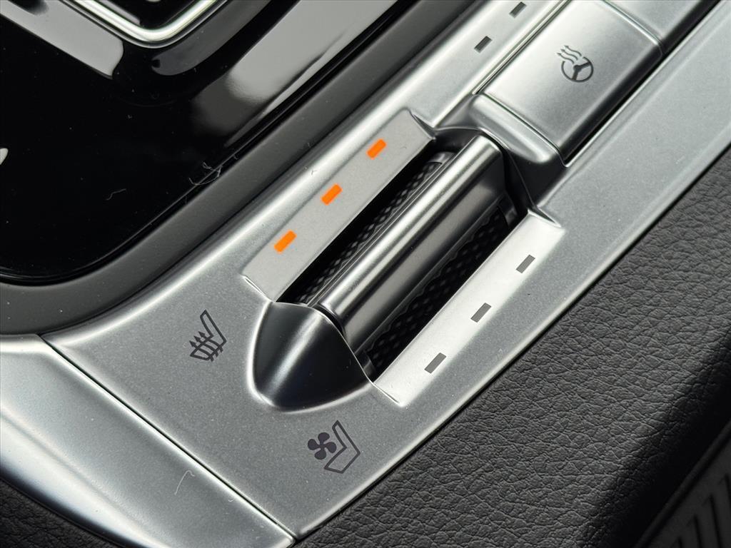 new 2026 Kia Carnival Hybrid car, priced at $54,690