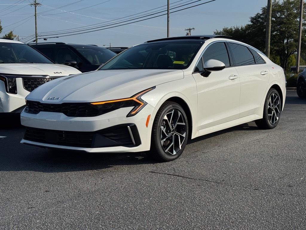 new 2026 Kia K5 car, priced at $35,218