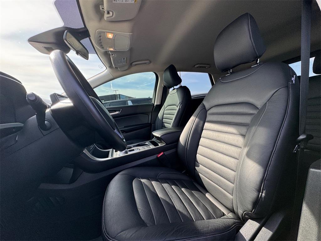 used 2023 Ford Edge car, priced at $20,897