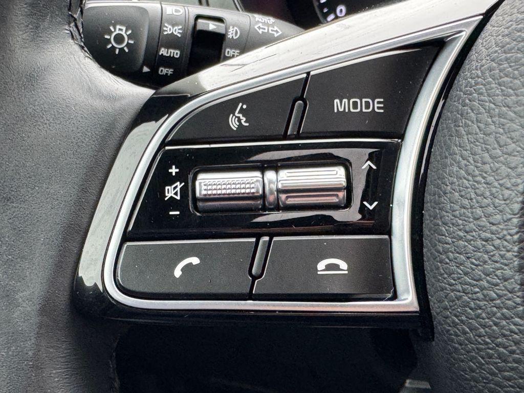 used 2023 Kia Seltos car, priced at $22,365