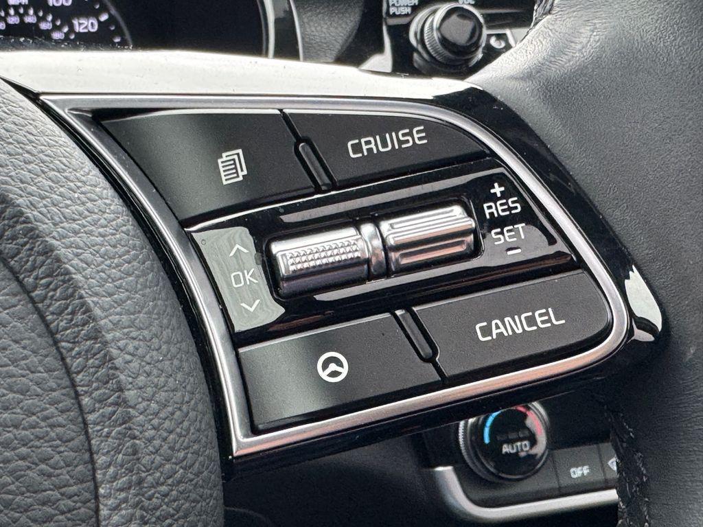 used 2023 Kia Seltos car, priced at $22,365