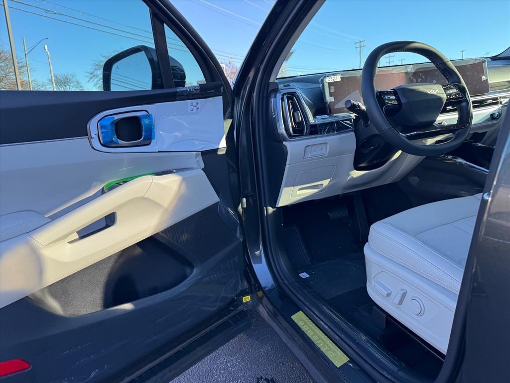 new 2026 Kia Sorento Hybrid car, priced at $39,094