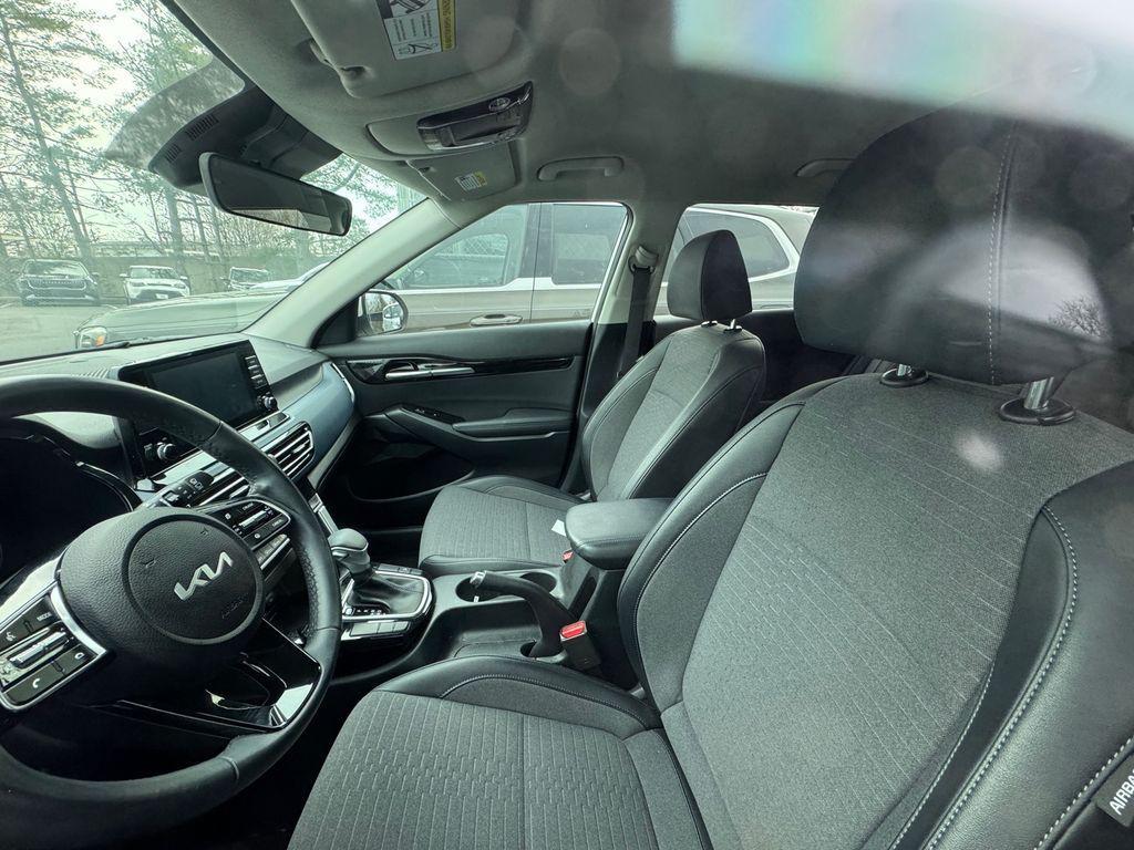 used 2023 Kia Seltos car, priced at $19,794