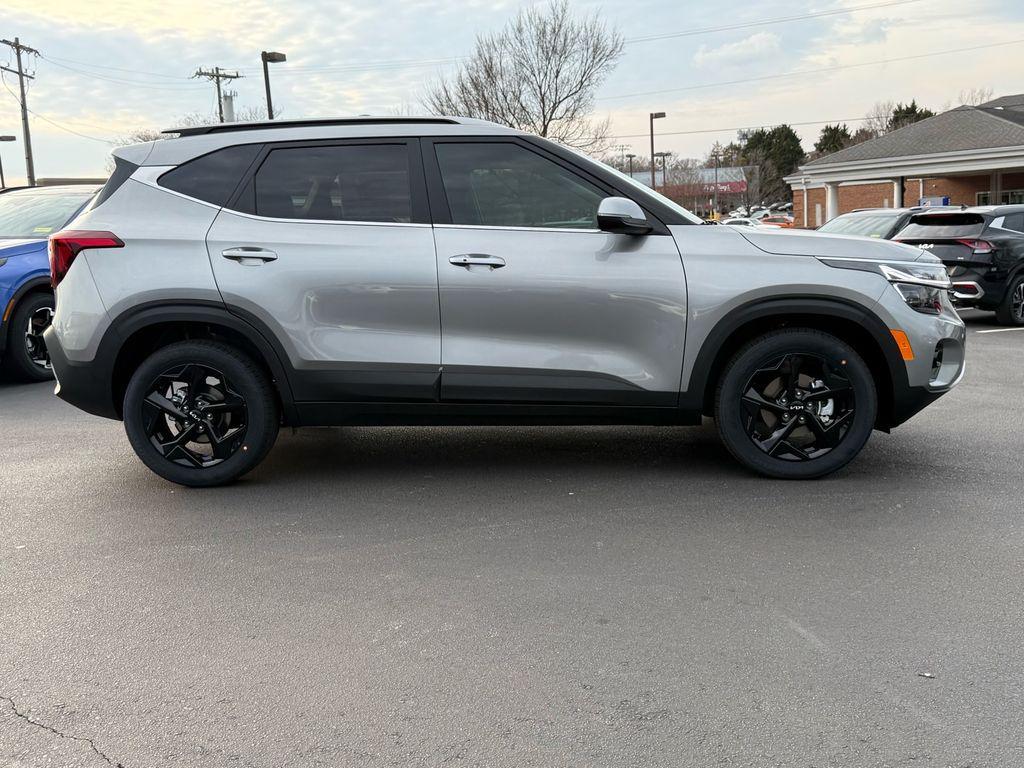 new 2026 Kia Seltos car, priced at $29,205
