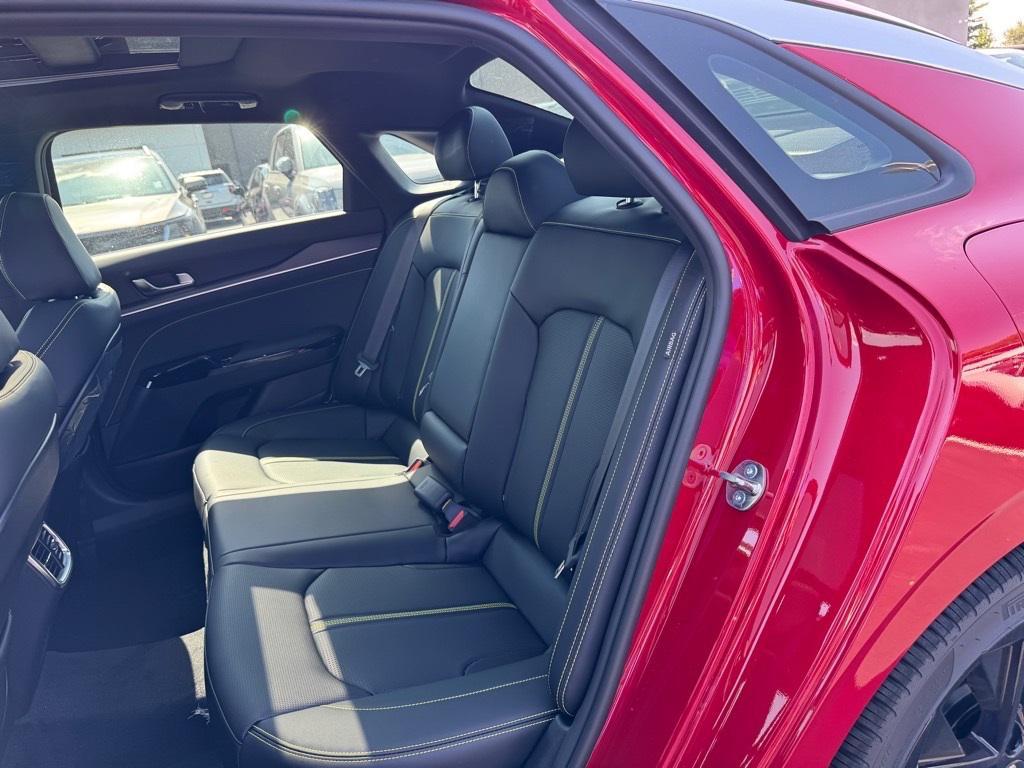 new 2026 Kia K5 car, priced at $38,078