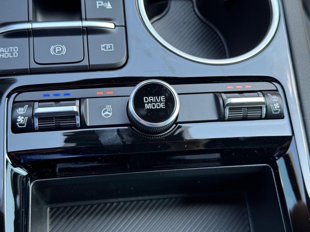 new 2026 Kia K5 car, priced at $38,078