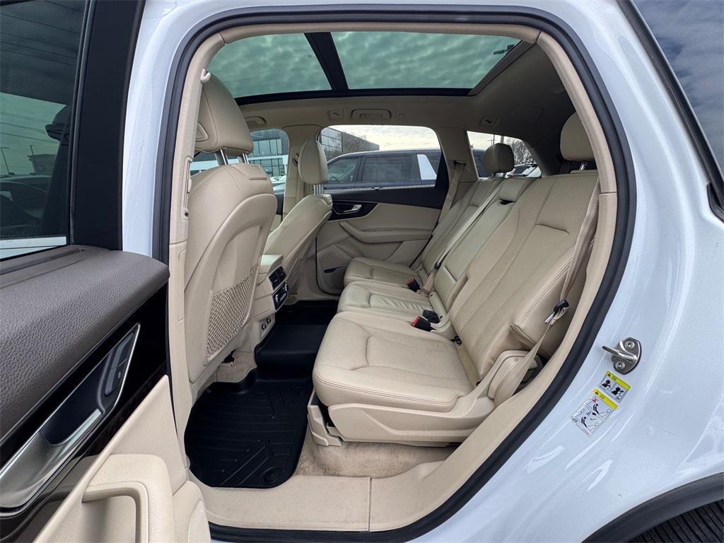 used 2019 Audi Q7 car, priced at $20,329