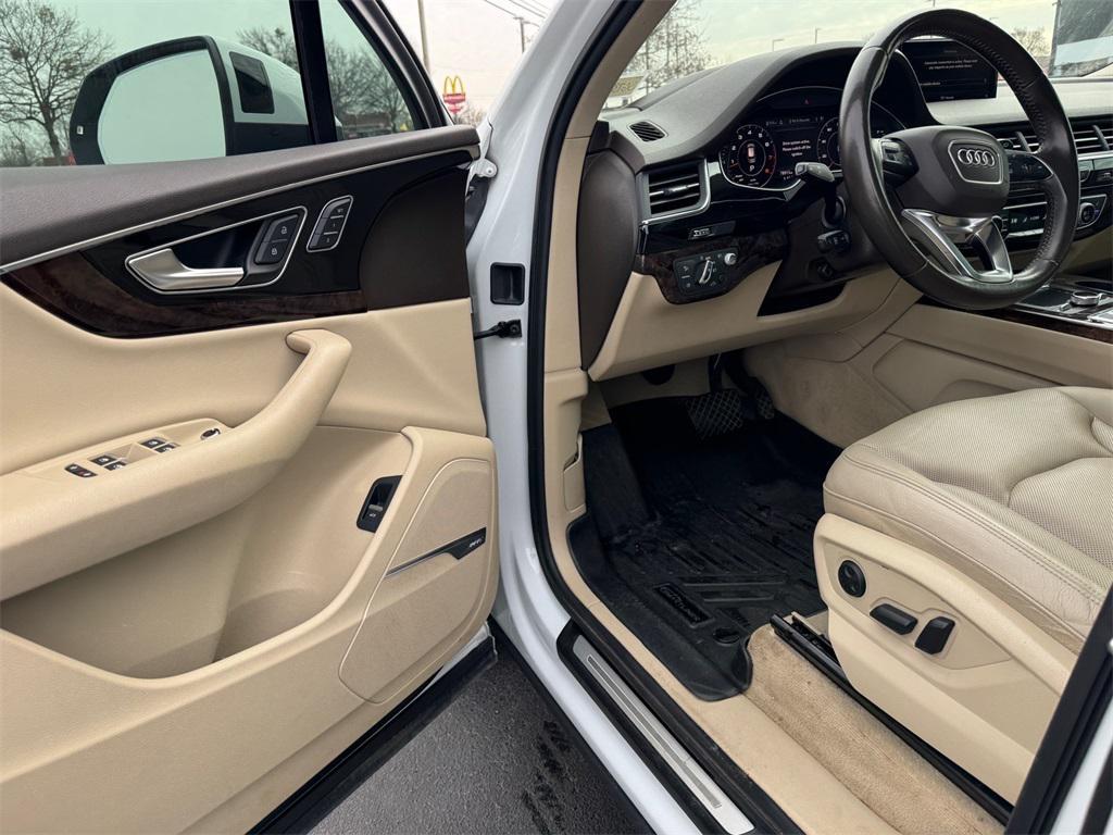 used 2019 Audi Q7 car, priced at $20,329